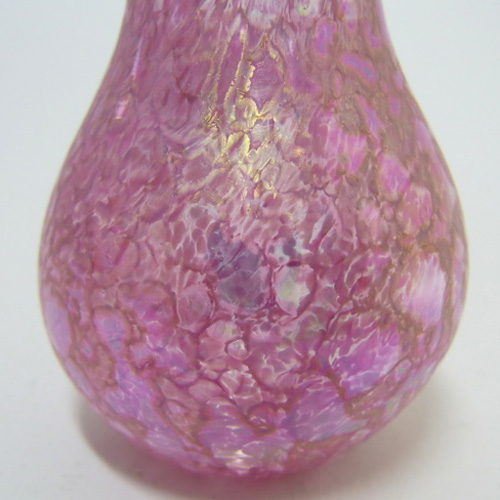 (image for) Heron Glass Pink Iridescent Pear Paperweight - Boxed - Click Image to Close