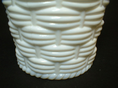 Sowerby #1102 Victorian White Milk / Vitro-Porcelain Glass Spill Vase - Click Image to Close