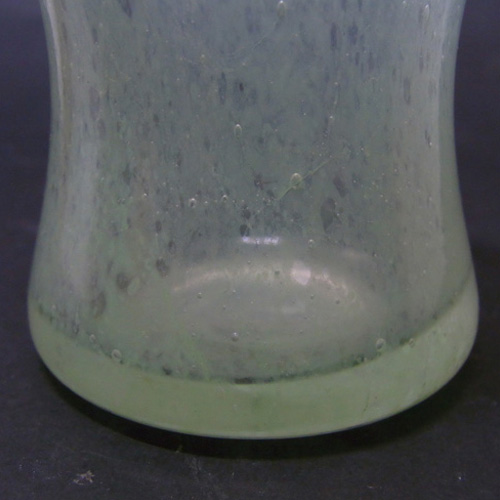 British? Clouded Green Glass Tumbler Vase - Click Image to Close
