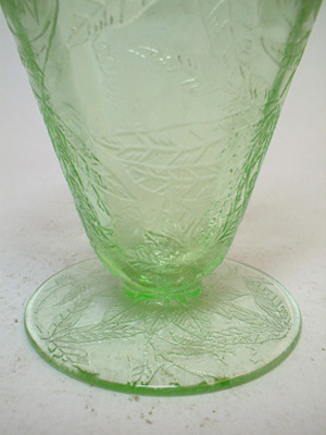 (image for) Jeannette Poinsettia Floral Depression Glass Tumbler - Click Image to Close