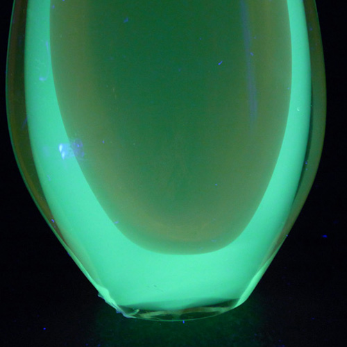 Murano/Venetian Orange & Uranium Green Sommerso Glass Vase - Click Image to Close