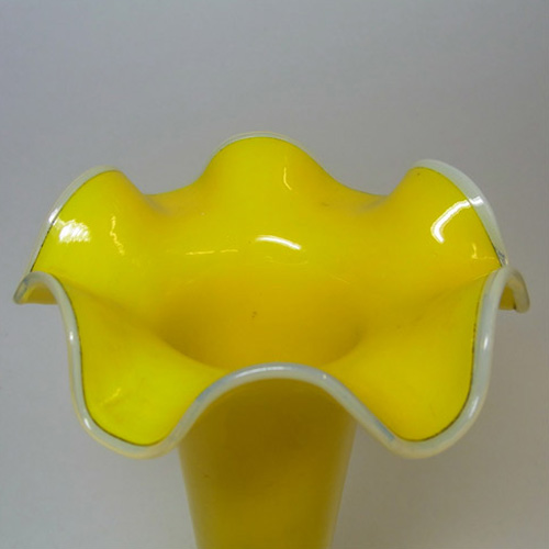 (image for) Welz Czech Art Deco Yellow & White Tango Glass Vase - Click Image to Close