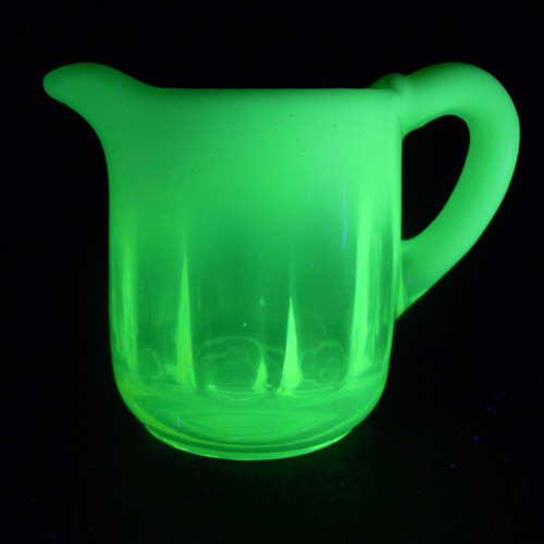 Davidson Primrose Pearline Uranium Glass Jug - Click Image to Close