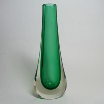 Whitefriars #9571 Meadow Green Glass Teardrop Vase